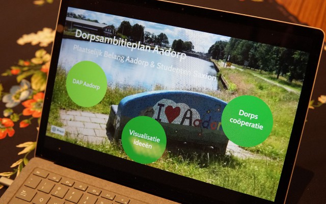 Stadsdeelbezoek gemeenteraad Almelo aan Aadorp